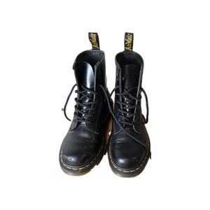 Dr. Martens 1460 Women's Original Smooth Leather Lace Up BootsBlack, Sz 5